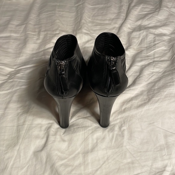 Prada Black Booties with a shear stripe that makes them ultra sexy and a rare - Picture 6 of 7